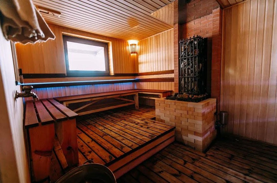 Русская дровяная баня